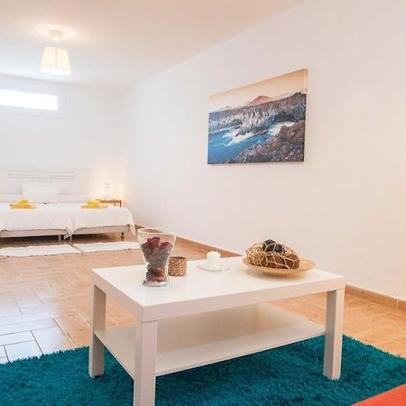 Studio With Terrace And Wifi At La Santa Lanzarote Lejlighed Tinajo Eksteriør billede